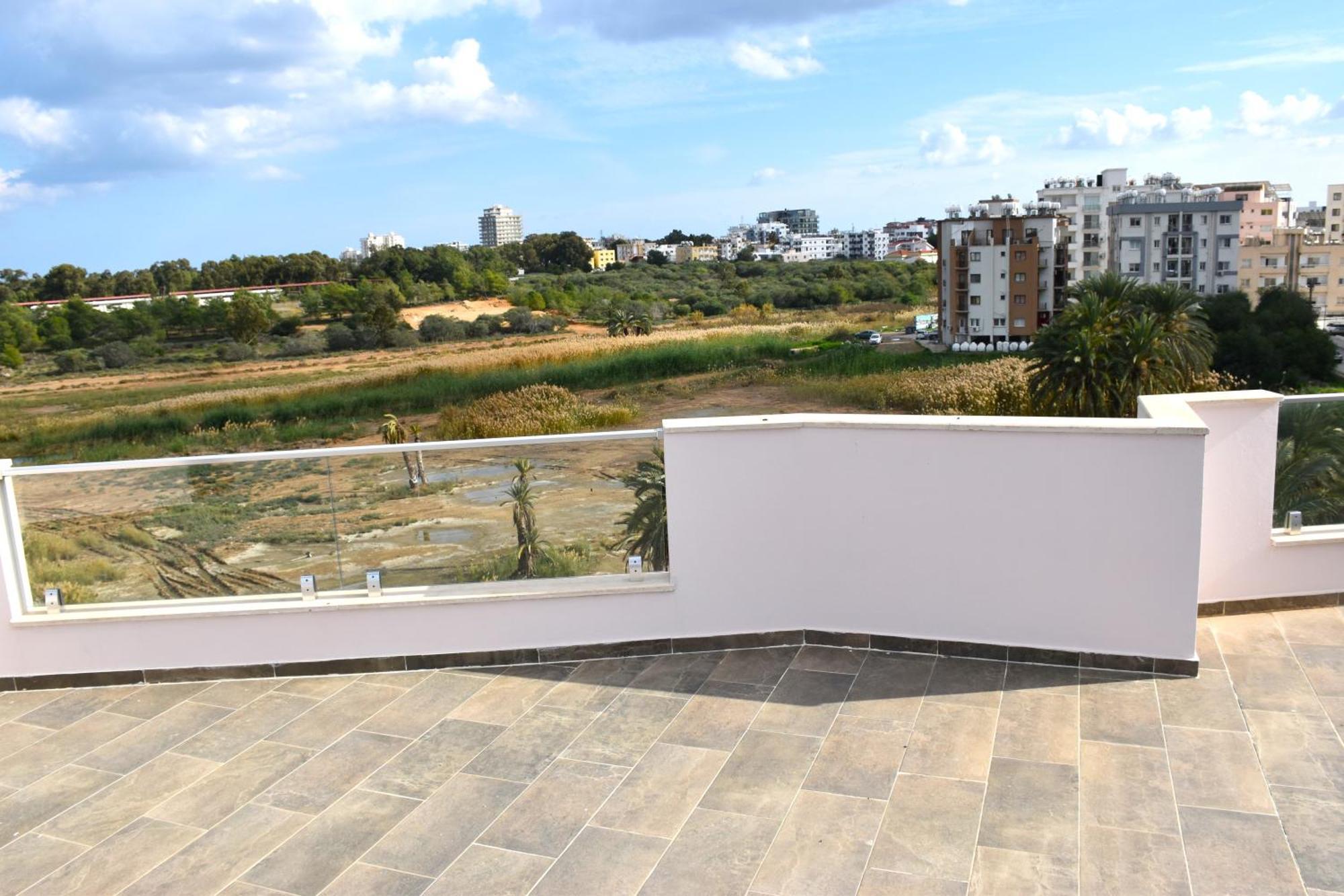 דירות פמגוסטה Panoramic Penthouse מראה חיצוני תמונה